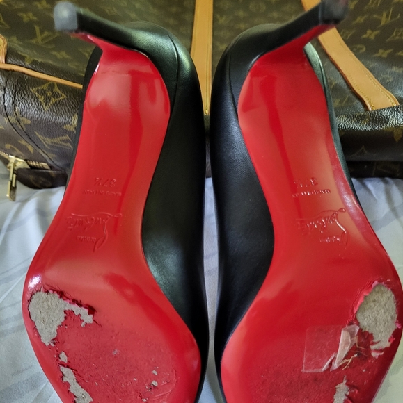 Christian Louboutin size US 7.5 - Picture 4 of 6
